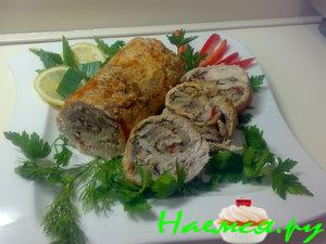 Рулет из куриных грудок с грибами, луком и яйцом Рулет из куриных грудок с грибами, луком и яйцом