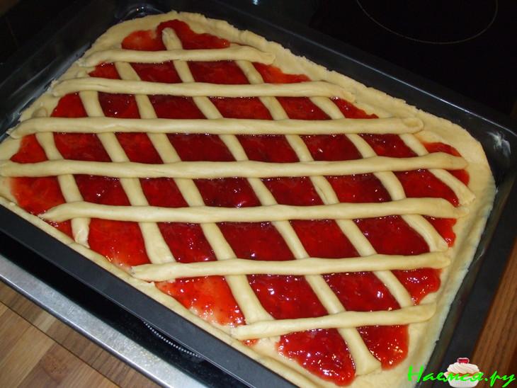 Пирог 'Решетка' с вареньем, наипростейший Пирог 'Решетка' с вареньем, наипростейший