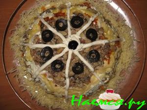 Салат "Шпротный" с сыром и яйцами