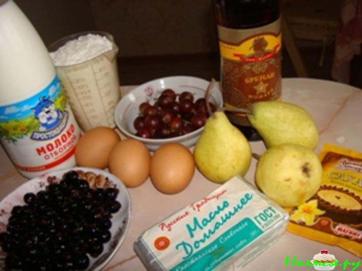 Грушево-ягодный пирог без сахара