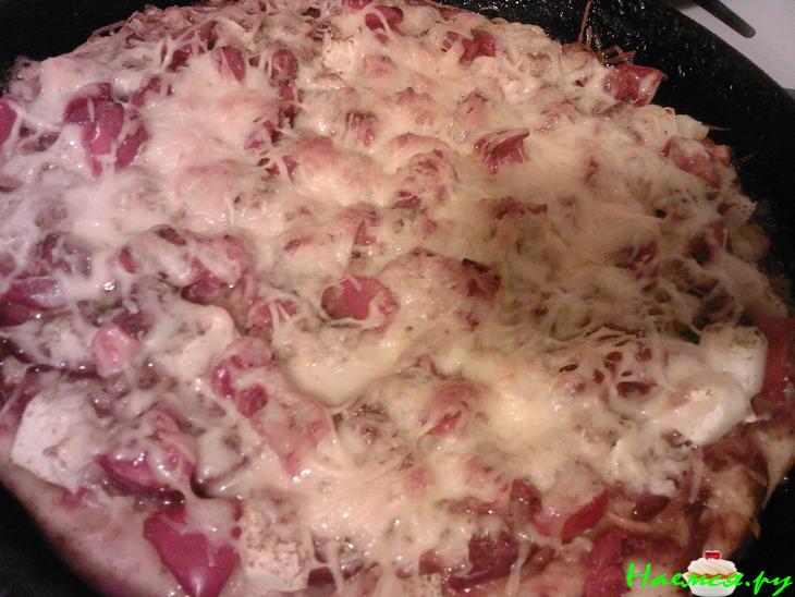 Пицца на кефире по-домашнему