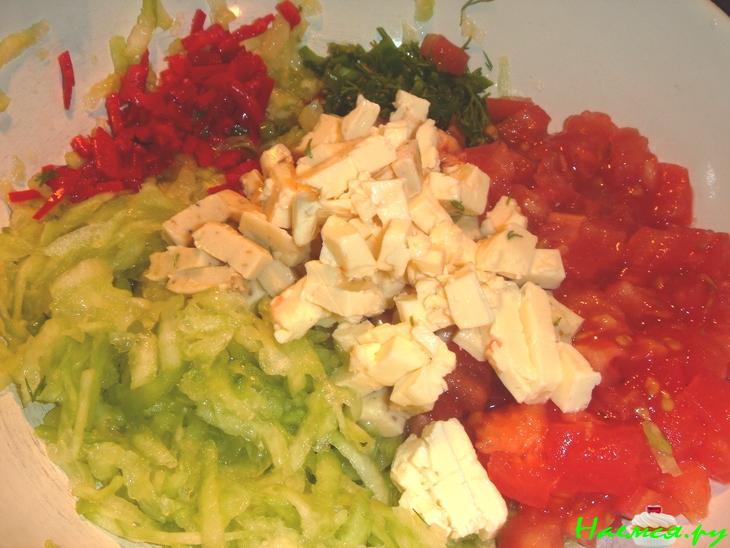 Отбивная под сочной овощной щубкой Отбивная под сочной овощной щубкой