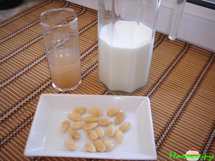 Миндальное молочко
