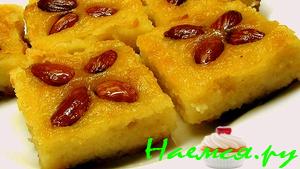 Десерт из манки с миндалём в сахарном сиропе