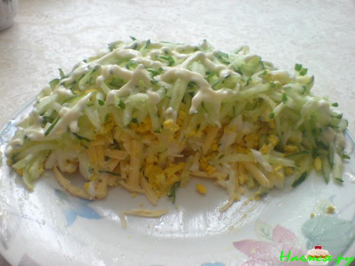 Салат "Нежный" со свежим огурцом