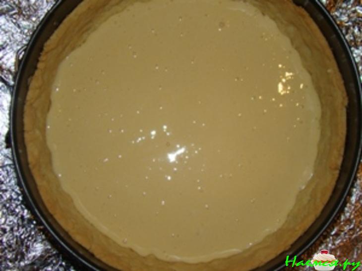 Торт с грушами и белым вином