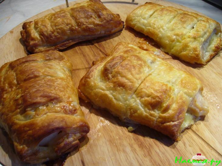 Филе пангасиуса с сыром бри, запеченное в слоеном тесте Филе пангасиуса с сыром бри, запеченное в слоеном тесте