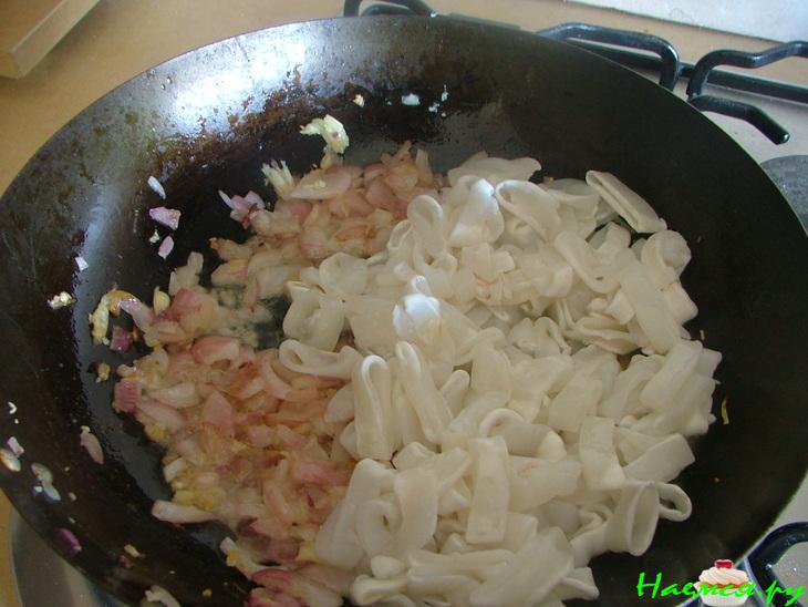 Кальмары Pad Thai