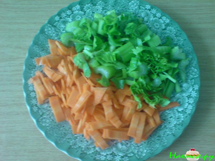 Макароны в сырно-овощном соусе