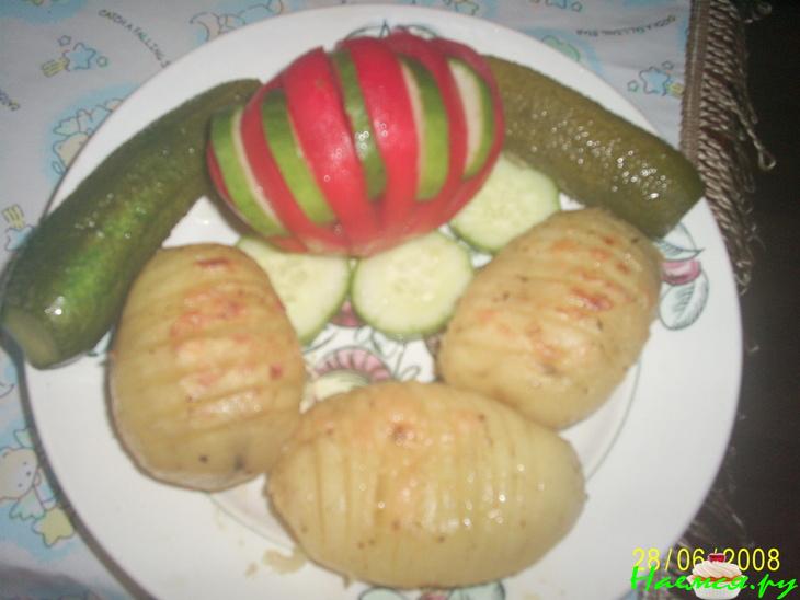 Картофель печенный с сыром