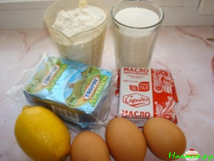 Пирог творожно-лимонный