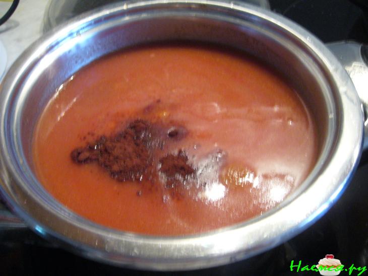 Томатный суп-пюре с фасолью а la Cilli con Carne