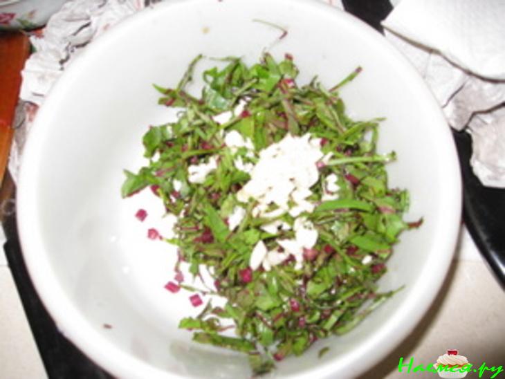 Борщ с фасолью и свекольной ботвой Борщ с фасолью и свекольной ботвой