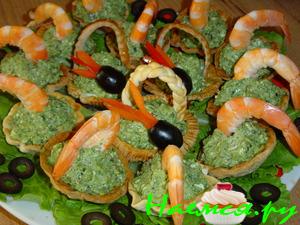 Слоеные корзиночки с креветками и шпинатом Слоеные корзиночки с креветками и шпинатом