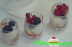 Ананасы в карамели и тапиоке