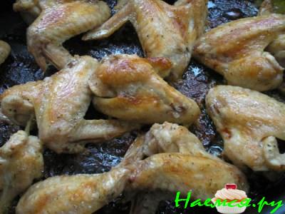 Куриные крылышки, жаренные со специями