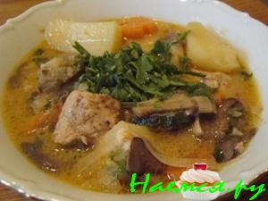 Гуляш с грибочками