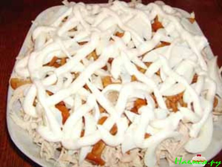 Салат "Воронье гнездо"