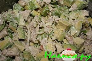 Салатик из курочки и авокадо