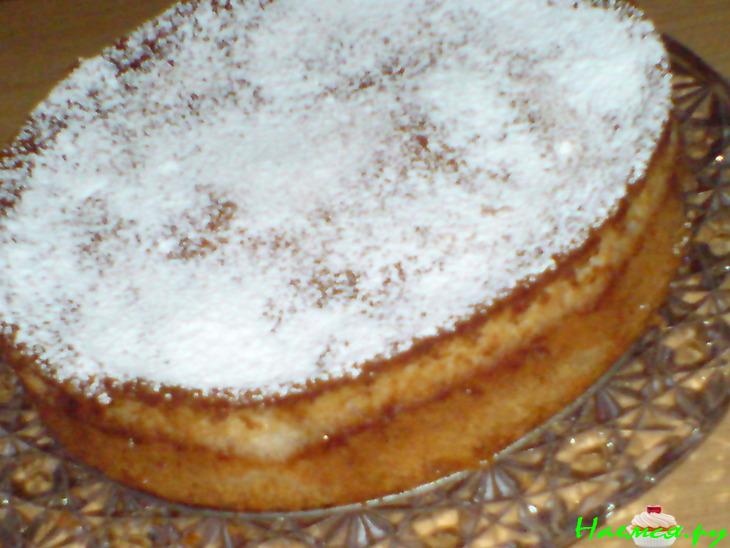 Яблочный пирог под медово-сметанно-яичной заливкой