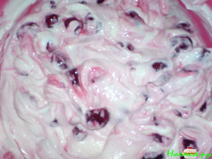 Пирог из Рикотты с вишнями