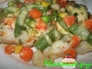 Рыба запеченная с овощной мексиканской смесью