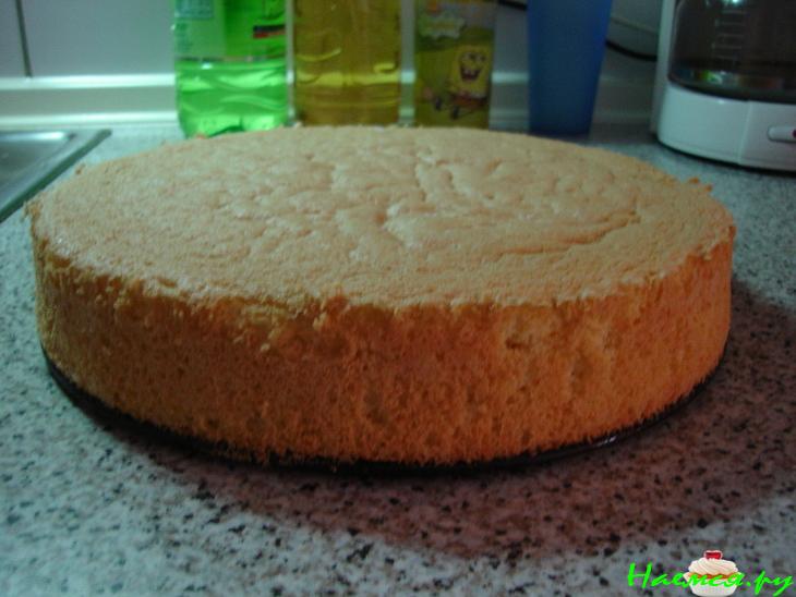 Бисквитно-кремовый торт "Любимому защитнику"