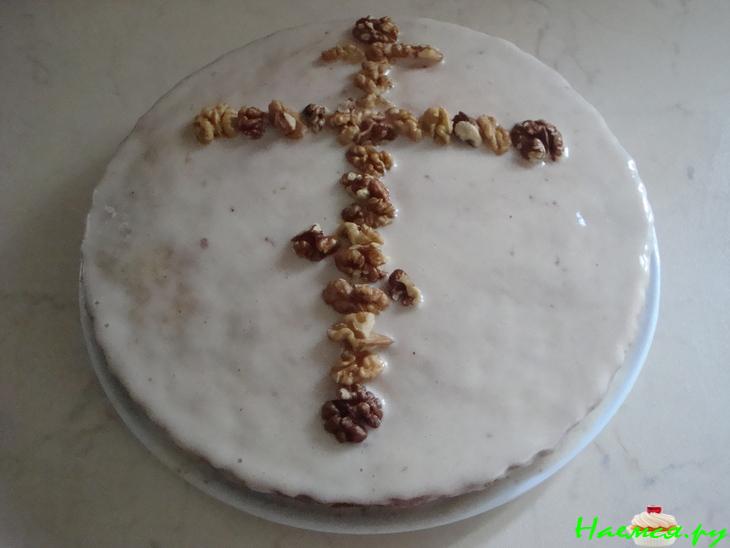 Торт 'Праздничный' с орехами, маком и изюмом Торт 'Праздничный' с орехами, маком и изюмом