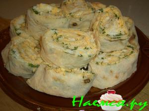 Рулет с икрой минтая из лаваша