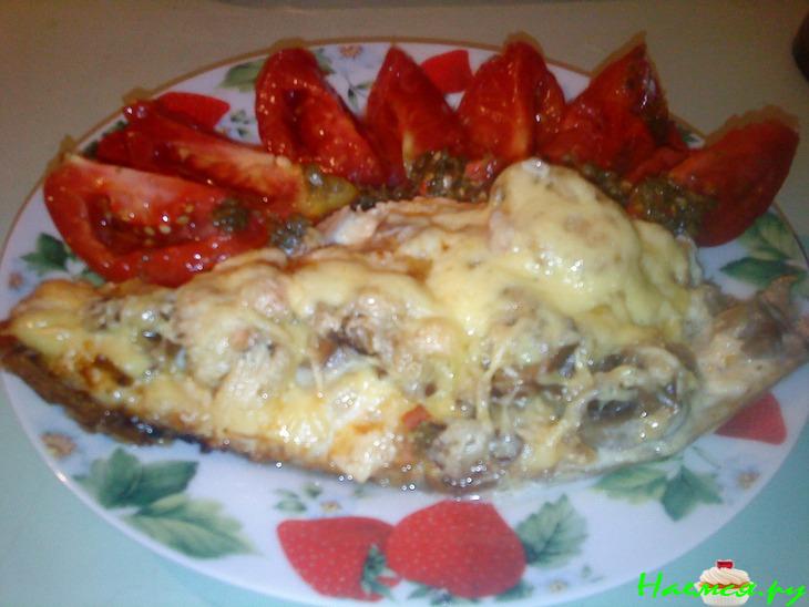 Скумбрия свежемороженая запечённая с грибами