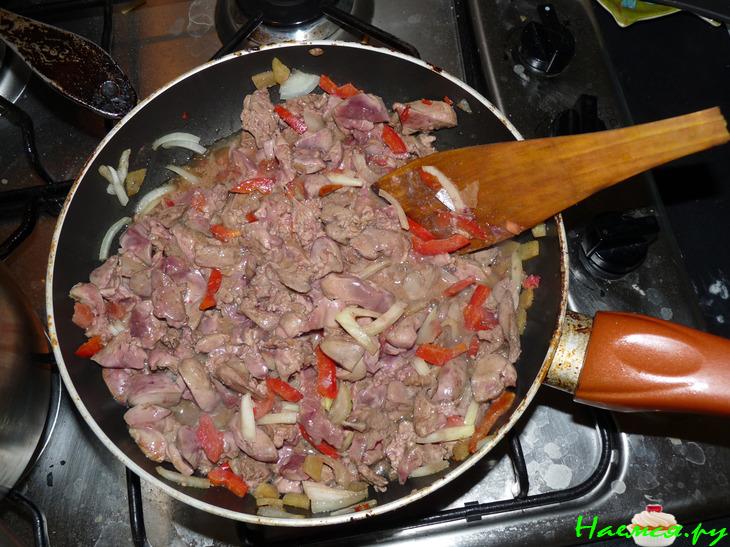 Куриная печенка по-тайски Куриная печенка по-тайски