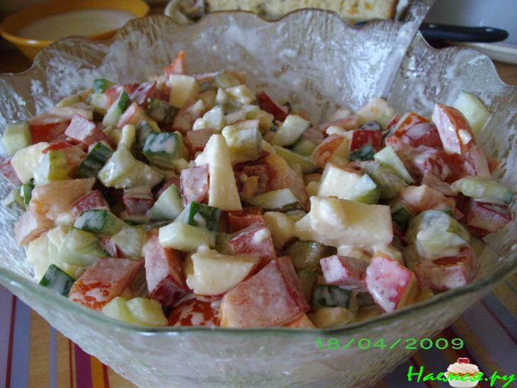 Салат "яаника" к шашлыку