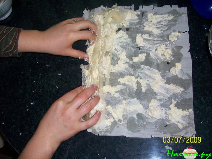 Тиропита. (Пирог с брынзой) Тиропита. (Пирог с брынзой)