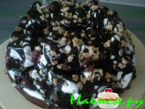 Торт 'Мальчик кучерявый' с вишней 