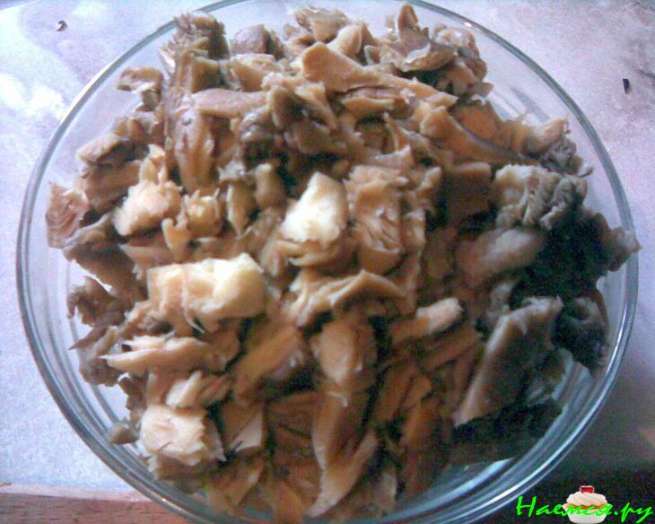 Грибная икра - самостоятельное блюдо и начинка (пирожки с грибами)