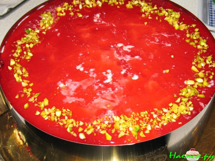 Торт &laquo;Брусничная мечта&raquo;