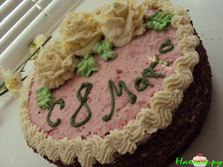 Клубничный торт с лимонным сюрпризом к женскому празднику