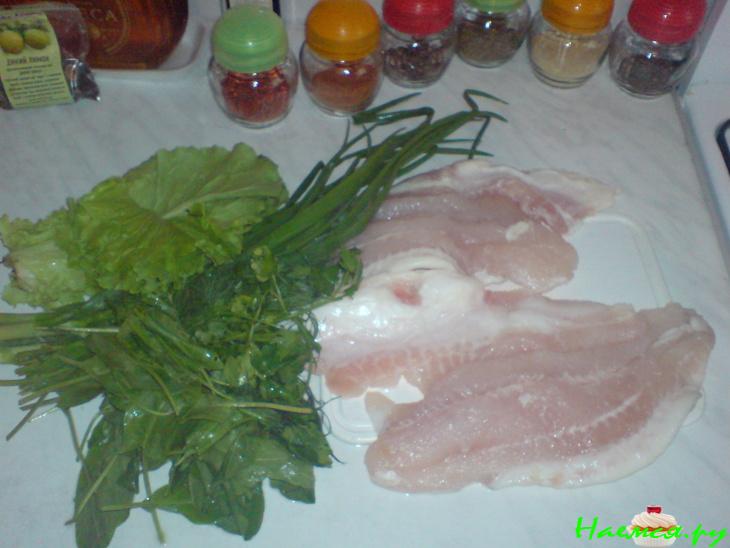 Салат и рулет из морского окуня