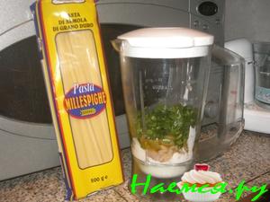 Соус из тунца и петрушки Соус из тунца и петрушки