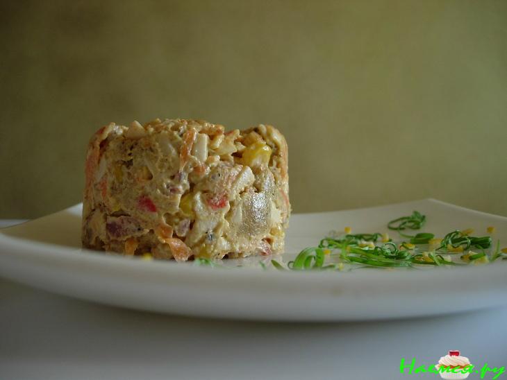 Салат с морковью &laquo;Модерн&raquo;