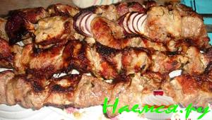Шашлык из свинины и крылышек Шашлык из свинины и крылышек