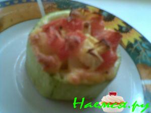 Фаршированные кабачки в сметане с чесноком