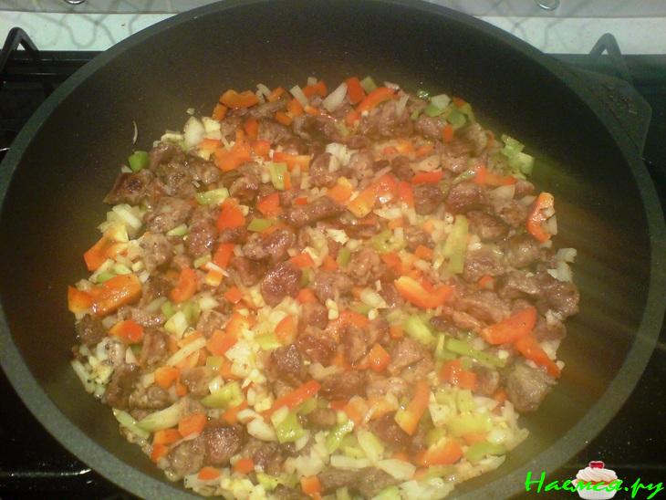 Свинина в тесте с сулугуни Свинина в тесте с сулугуни