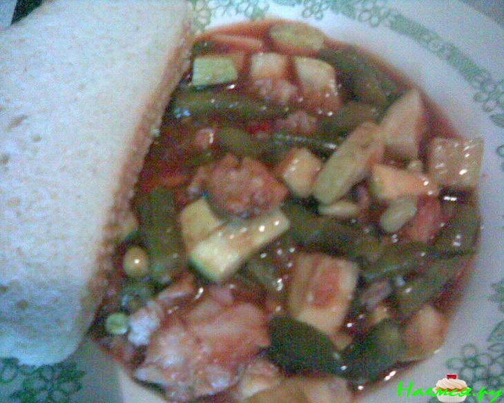 Хек запеченный в горшочке с овощами