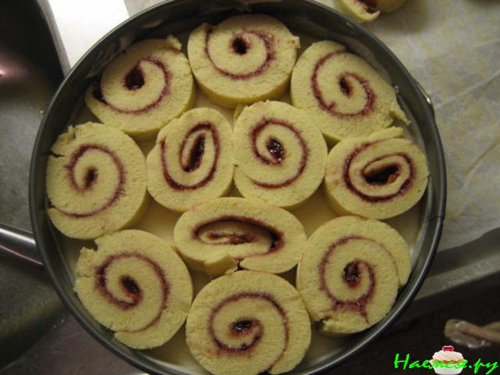 Торт бисквитно-желейный