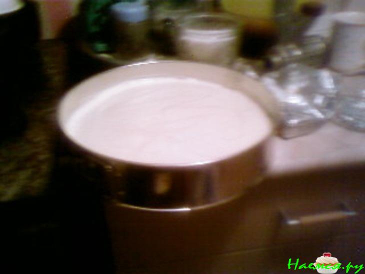 Торт бисквитный вишневый классический