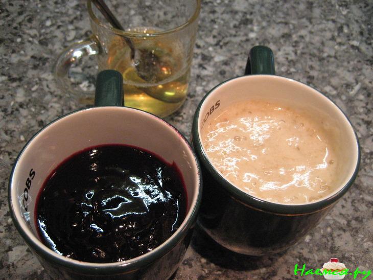 Торт бисквитный со смородиновым и банановым муссом "Наслаждение"