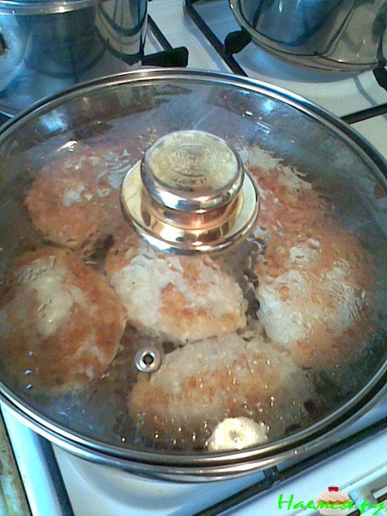 Котлетки из пангасии с укропным соусом