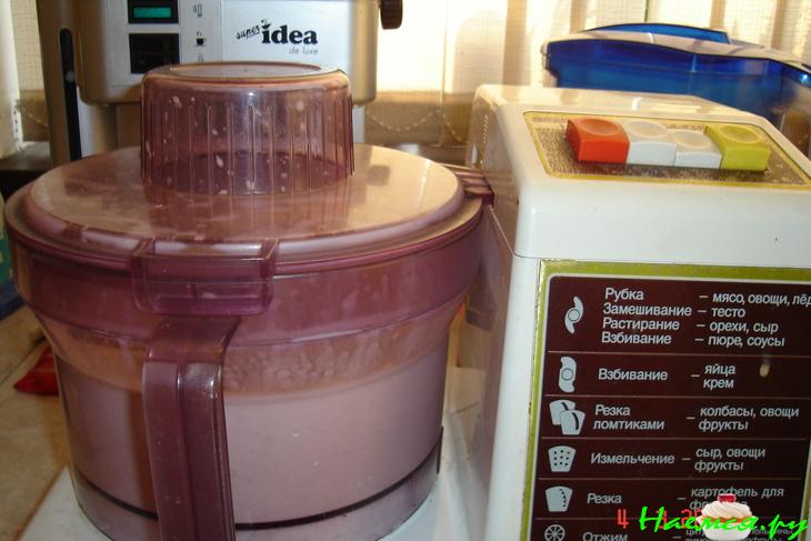 Банановый коктейль с мороженным