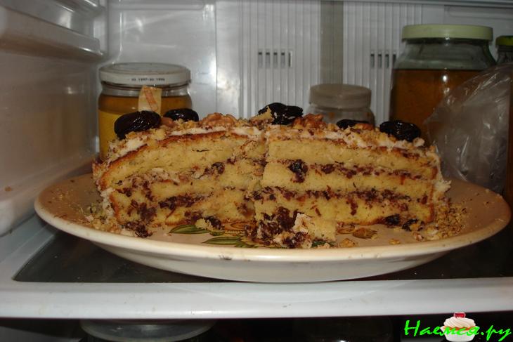 Тортик с черносливом (крем кисло-сладкий) Тортик с черносливом (крем кисло-сладкий)